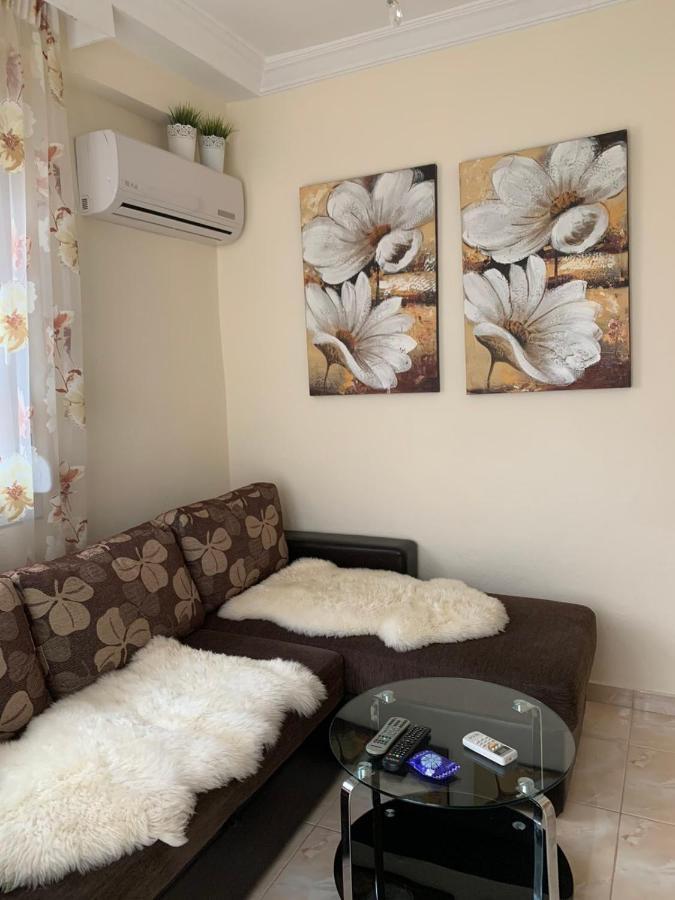 Myparalia Apartament ***** Exteriör bild